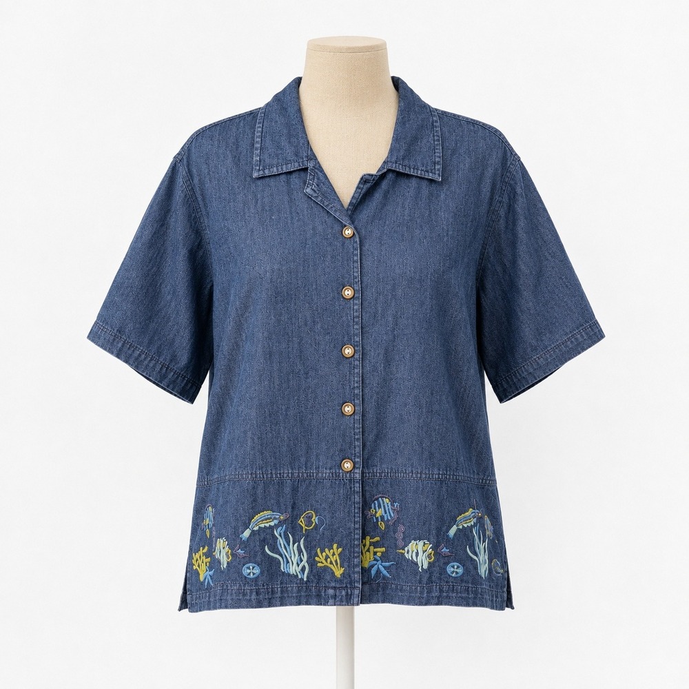 Vintage 90s Sea Fish Denim Button Shirt Size M Embroidered Ocean Life Cottage